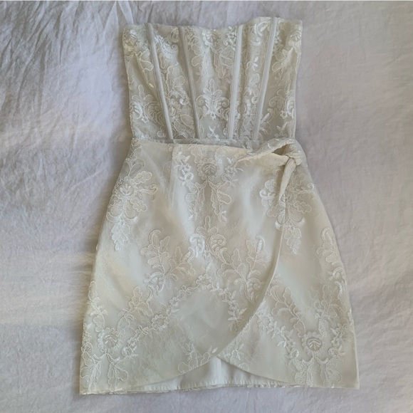 V. Chapman Nigella Lace Strapless Corset Tie Open Back Mini Dress White Bride - Picture 2 of 12